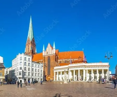 Helle Zentrumsnah * Schwerin (Mecklenburg-Vorpommern)